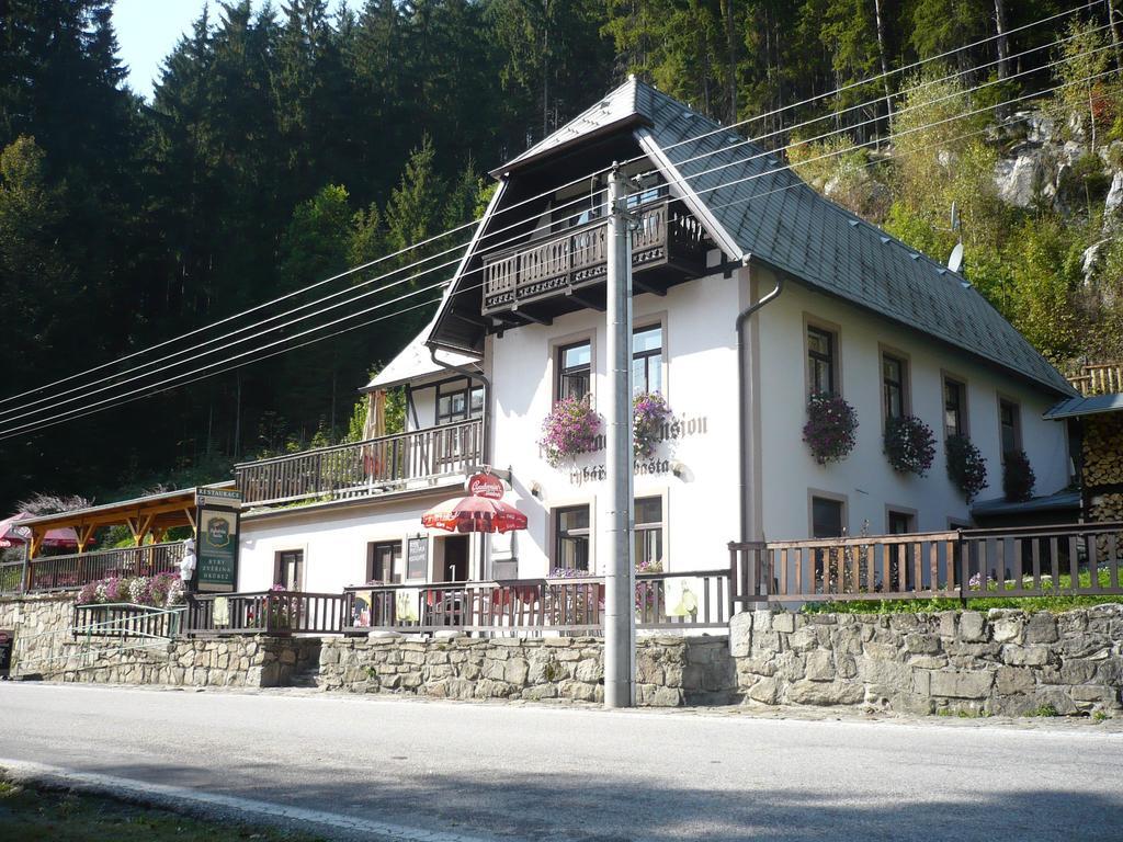 Pension Rybarska Basta Rožmberk nad Vltavou Екстериор снимка