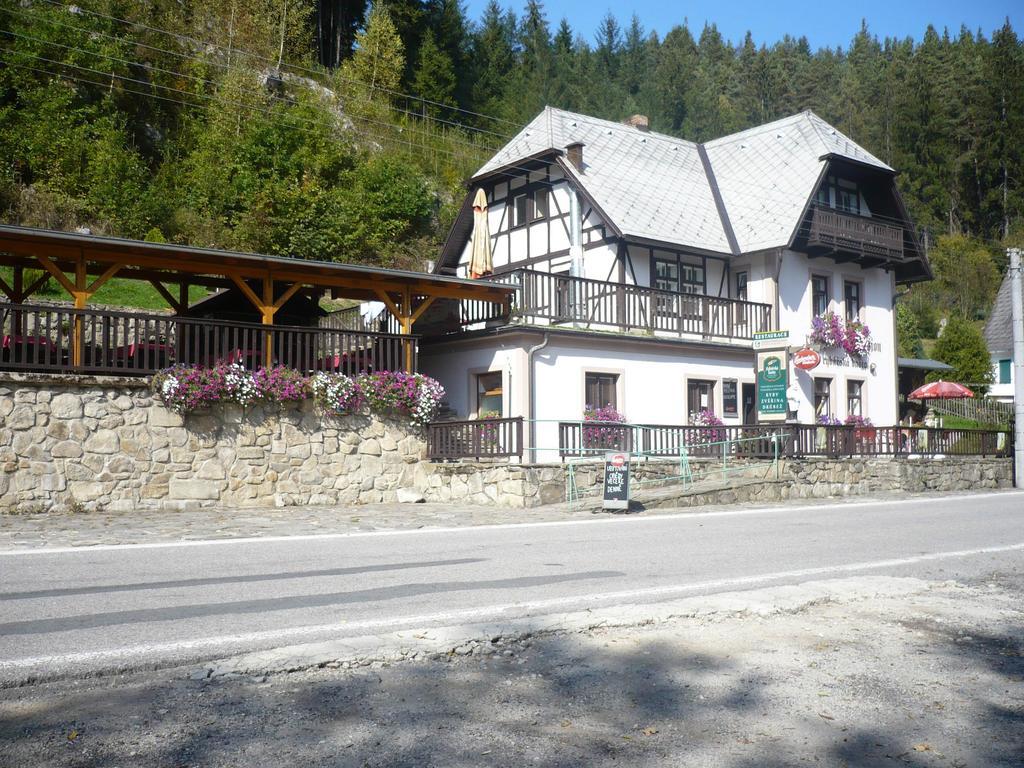 Pension Rybarska Basta Rožmberk nad Vltavou Екстериор снимка